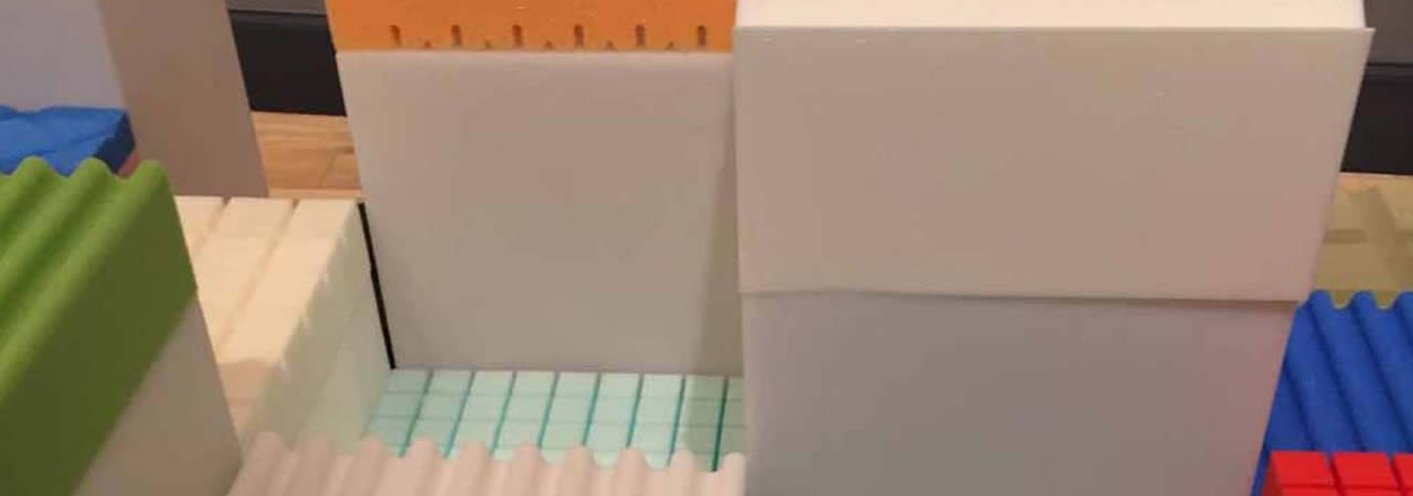 L'azienda BOMBÉ S.r.l. è una realtà che nasce dall'unione di due aziende specializzate nella trasformazione dei poliuretani espansi